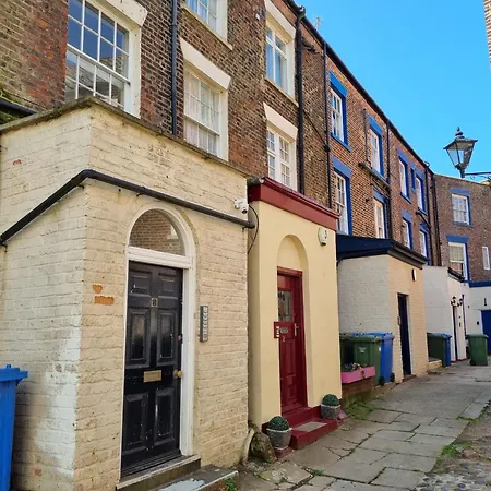 The Seahome * スカーバラ