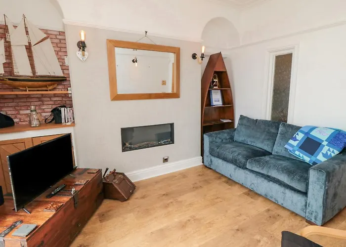 The Seahome アパート