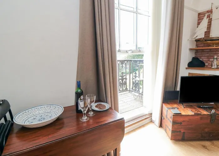 The Seahome スカーバラ